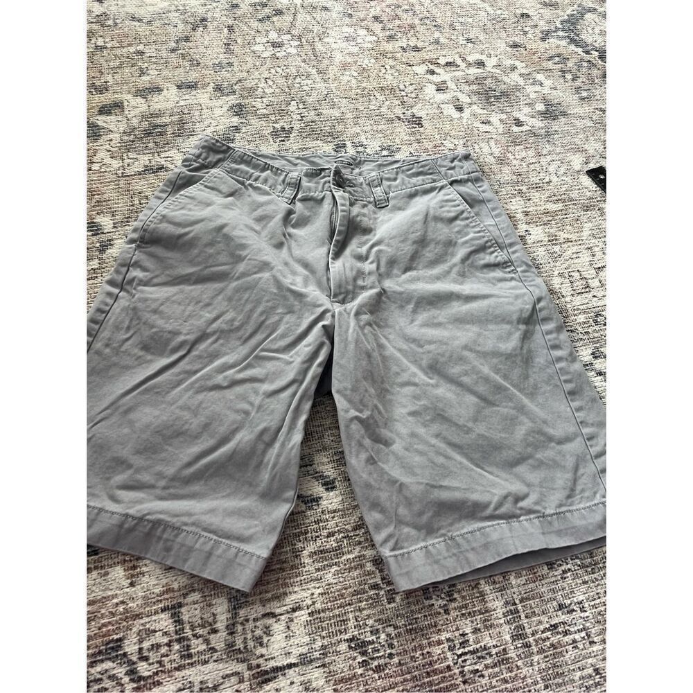 (3) Pairs of Men’s Old Navy Shorts Size 30